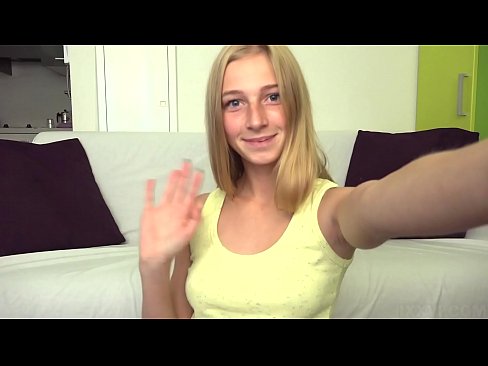 ❤️ Kun minulla on tylsää masturboin laiskasti vaaleanpunaista pilluani ❤❌ Super seksi at us